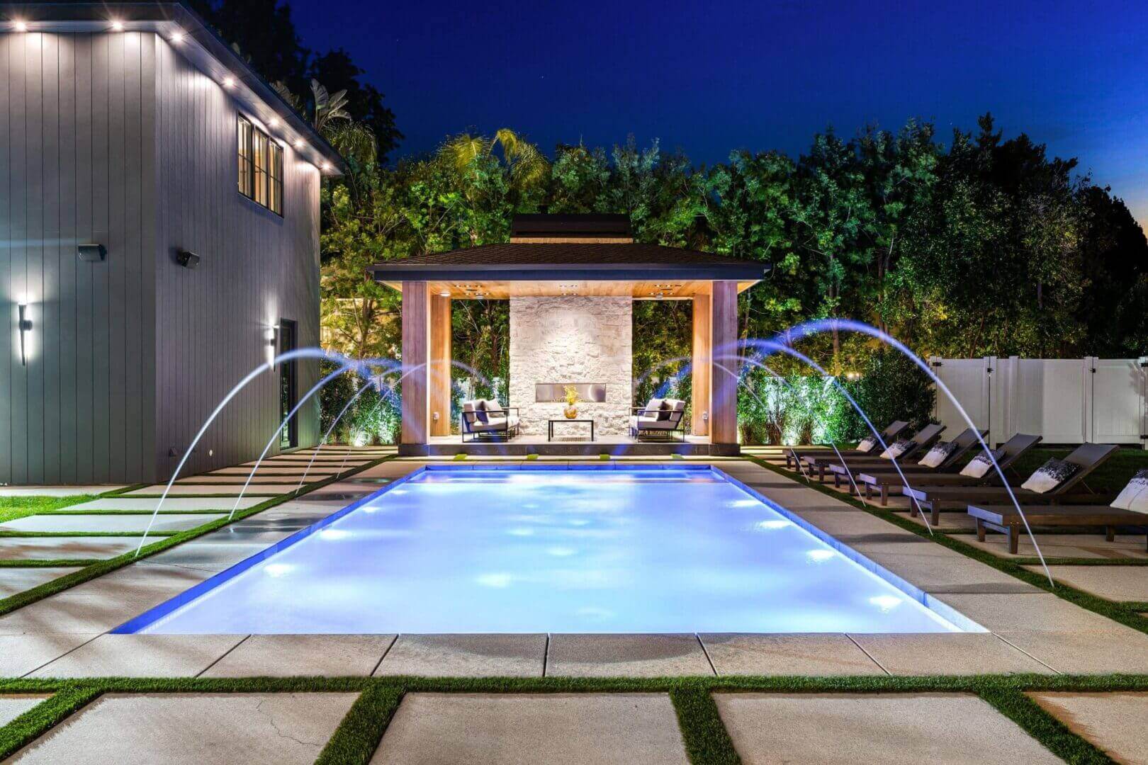 Luxury Van Nuys backyard remodeling